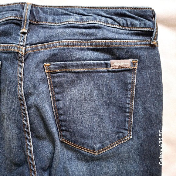 Eddie Bauer Womens Slightly Curvy Straight Leg Blue Jeans Size 12 - Picture 6 of 9